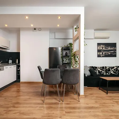 Cichy W Centrum Miasta - Balkon & Klimatyzacja - Riverside Vista By Uniquerent فروتسواف