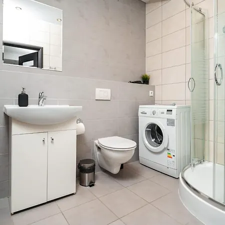 Cichy W Centrum Miasta - Balkon & Klimatyzacja - Riverside Vista By Uniquerent شقة *