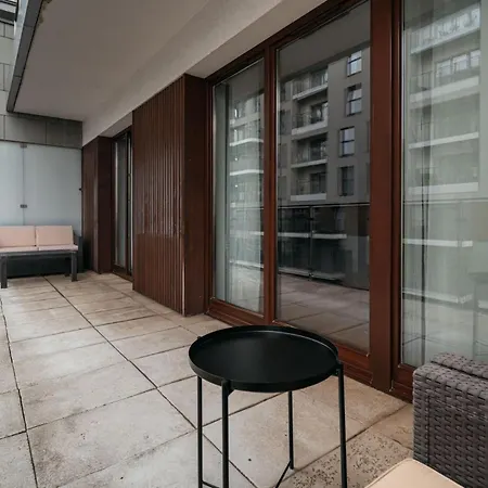 شقة Cichy W Centrum Miasta - Balkon & Klimatyzacja - Riverside Vista By Uniquerent