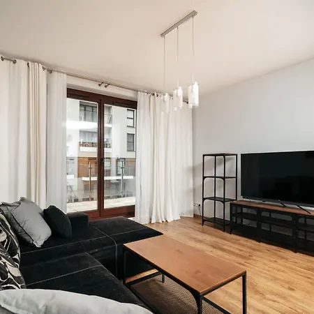 Cichy W Centrum Miasta - Balkon & Klimatyzacja - Riverside Vista By Uniquerent شقة