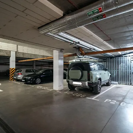 شقة Cichy W Centrum Miasta - Balkon & Klimatyzacja - Riverside Vista By Uniquerent فروتسواف