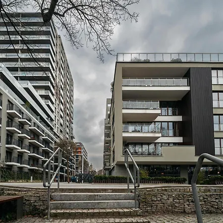 شقة Cichy W Centrum Miasta - Balkon & Klimatyzacja - Riverside Vista By Uniquerent فروتسواف